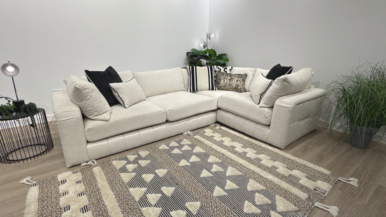 Sofology Westwood Fabric 3 Corner 1 No Trim in Soft Boucle Ecru Mix