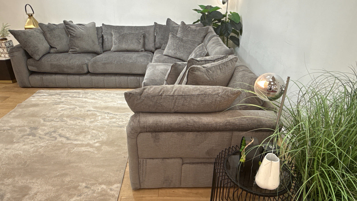 Sofology Westwood Fabric 3 Corner 3 No Trim in Teddy Chenille Slate