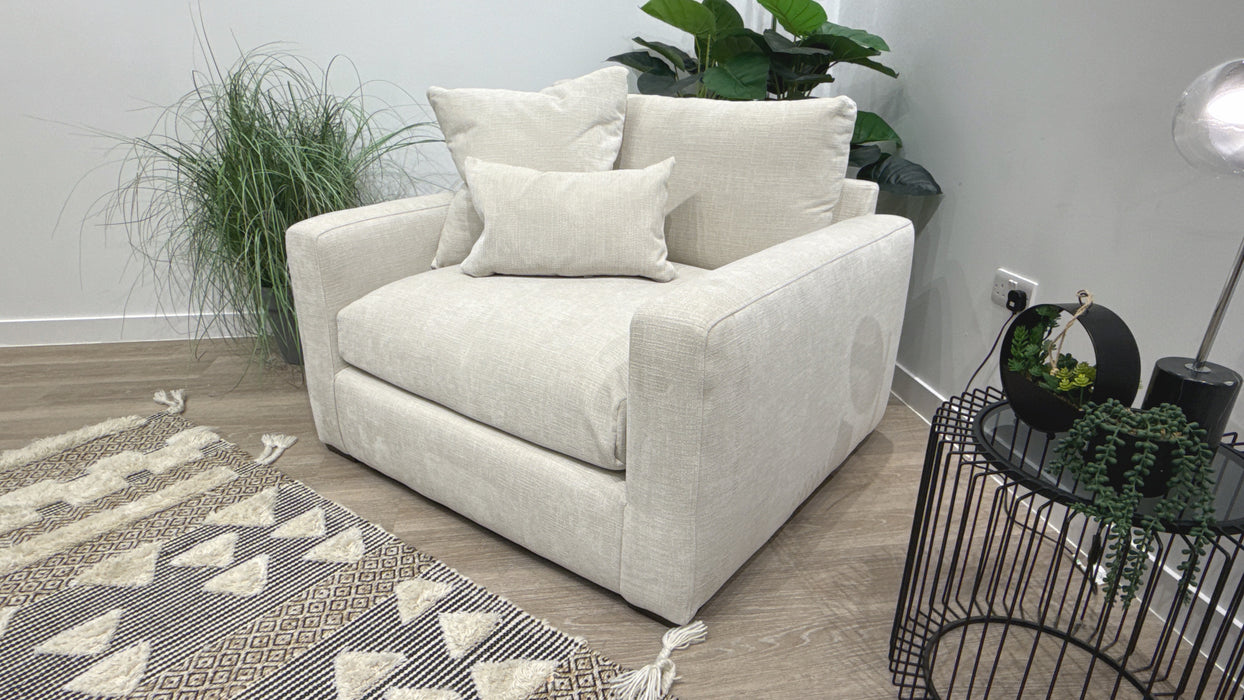 Sofology Moderna Fabric Loveseat Extra Flex Intrerior in Soft Slub Chenille Ivory