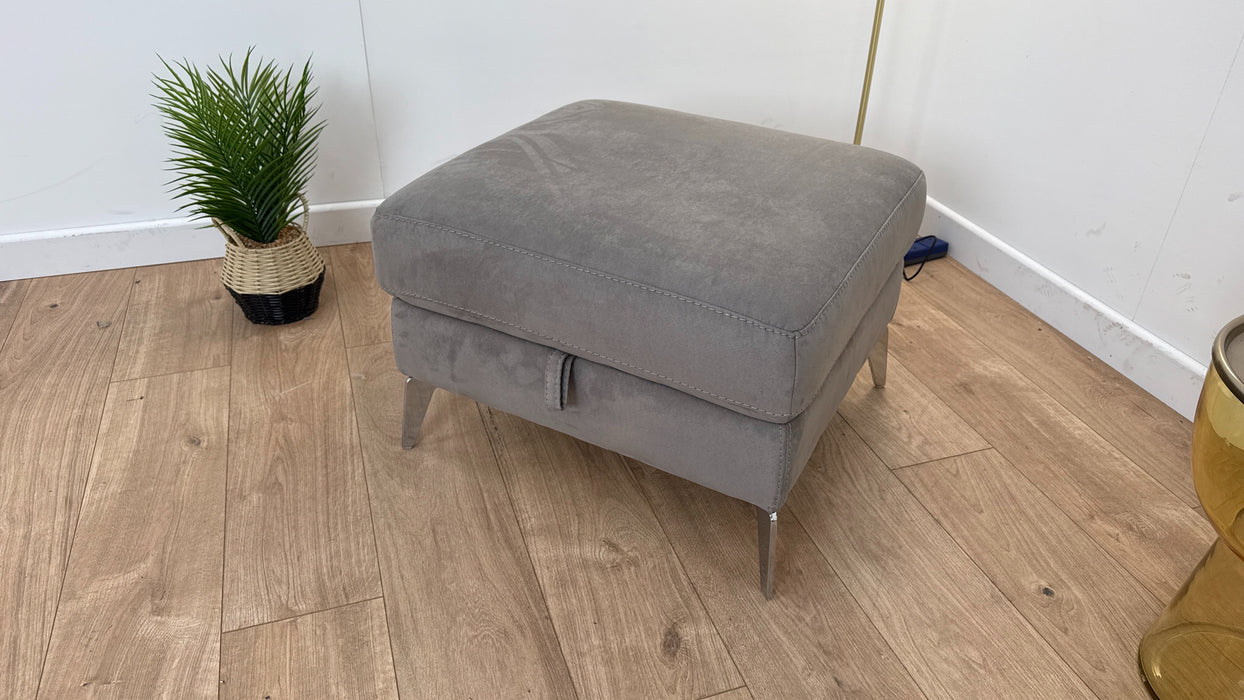 Illinois Storage Footstool