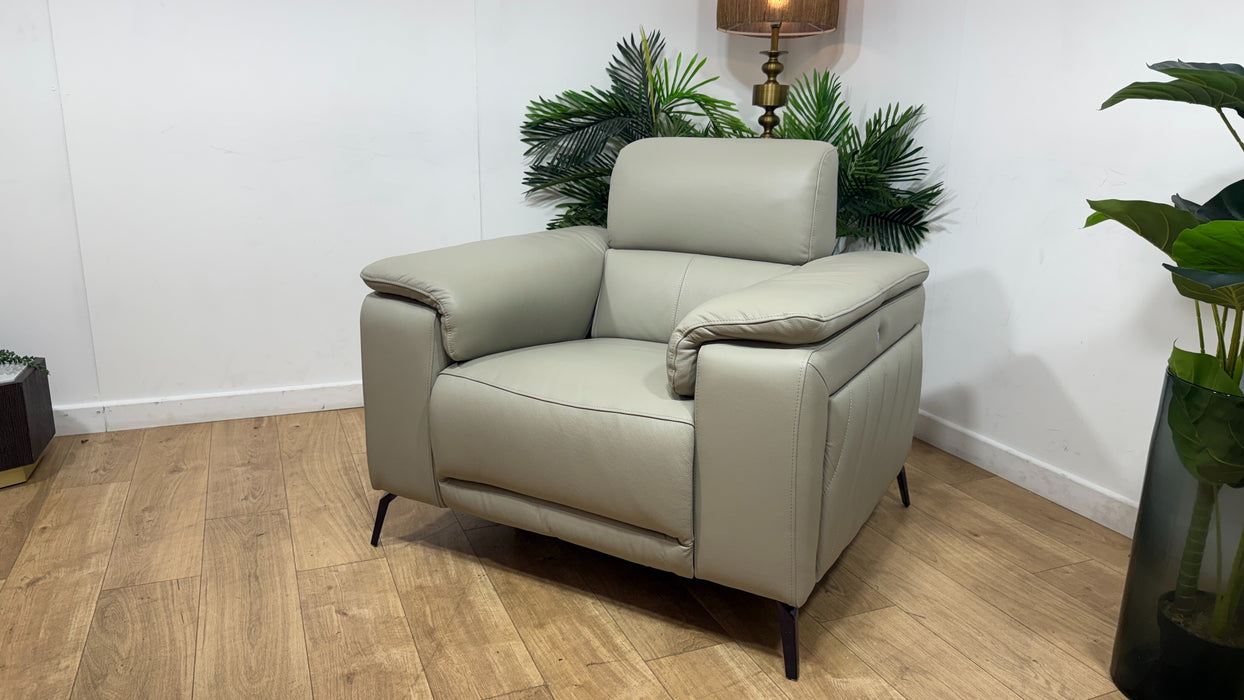 Sofology Fratelli Leather Chair Power Recliner/Headrest in Trusty Embossed Light Grey