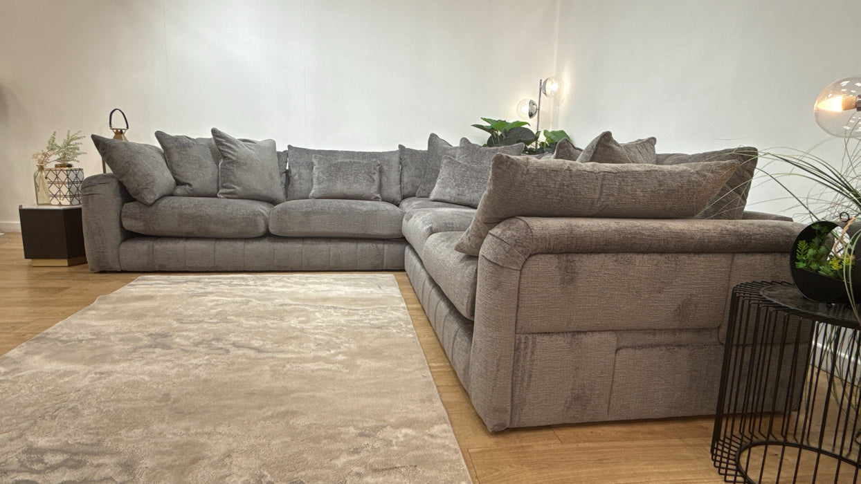 Sofology Westwood Fabric 3 Corner 3 No Trim in Teddy Chenille Slate