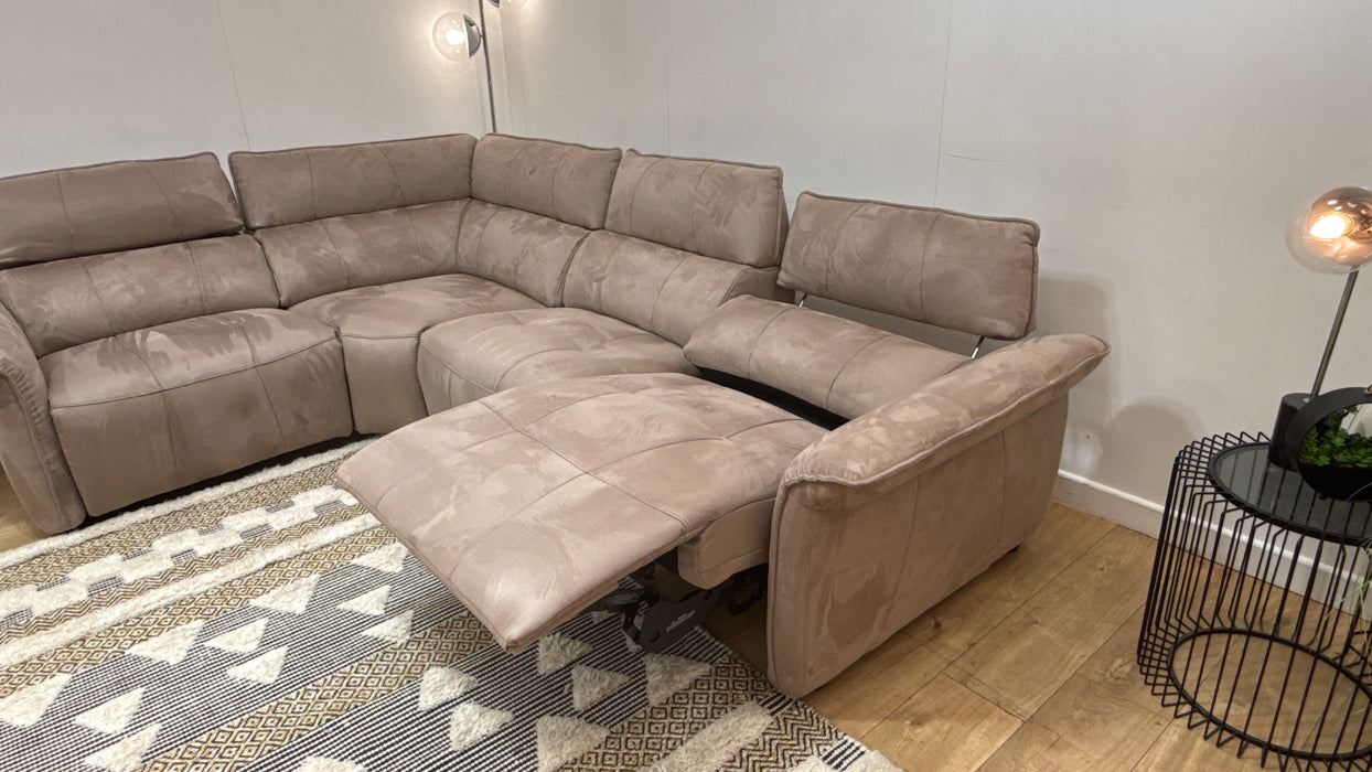 Sofology Cadenza Fabric 1 Corner 3 Power Recliner/Headrest in Lifestyle Plush Nutmeg