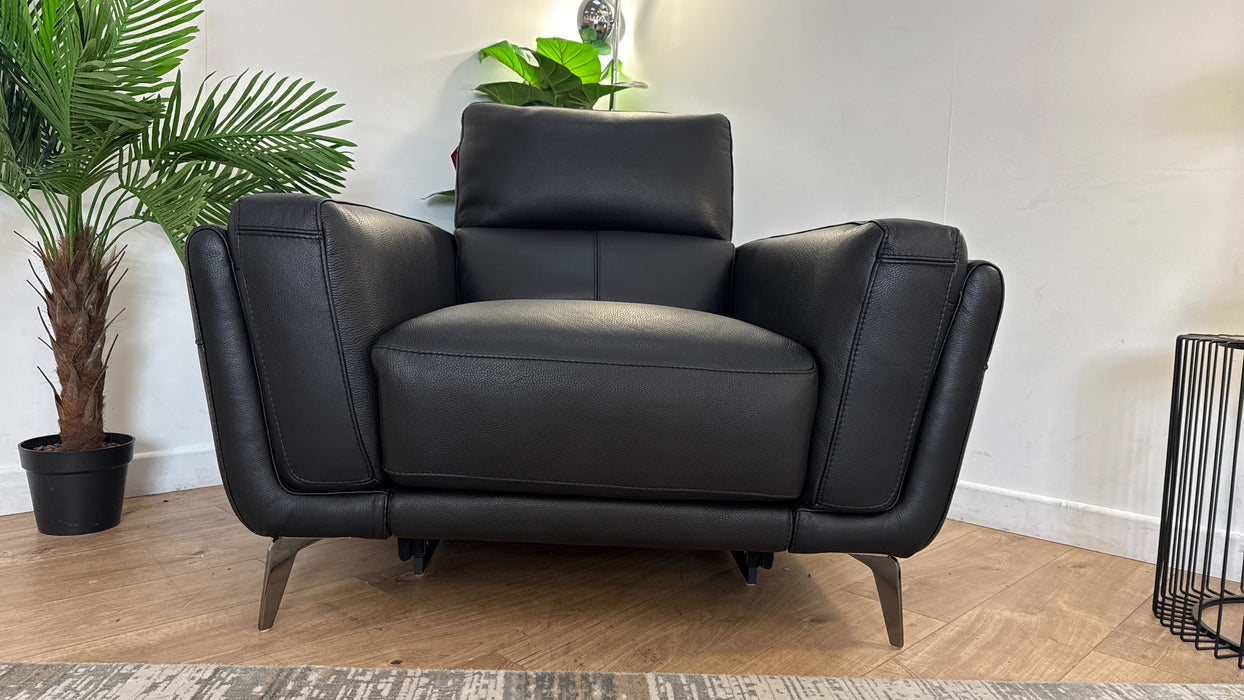 DFS The San Antonio Leather Recliner Chair in Super Club Black