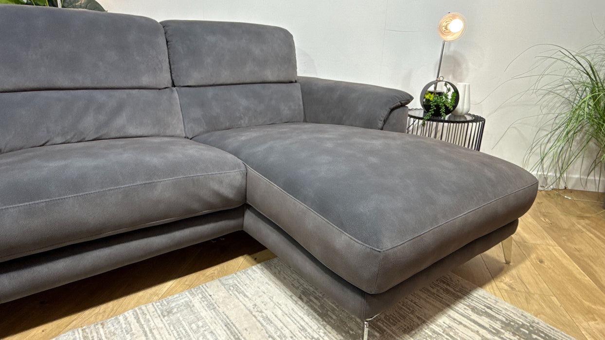 Sofology Illinois Fabric 3 Seater Chaise in Lifestyle Mottled Charcoal