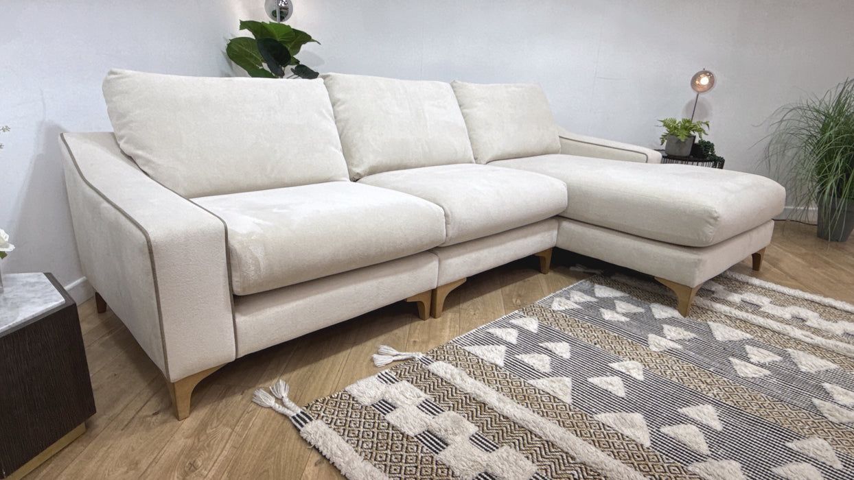 Sofology Wildwood Fabric 4 Seater Chaise in Soft Sherpa Natural Contrast Piping Mix