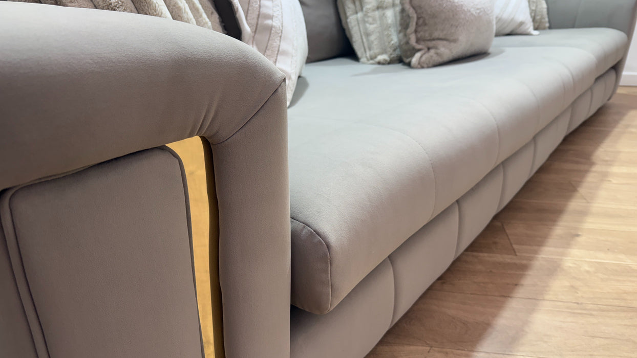 Sofology Oscar Fabric 4 Seater Gold Trim in Matt Velvet Pebble