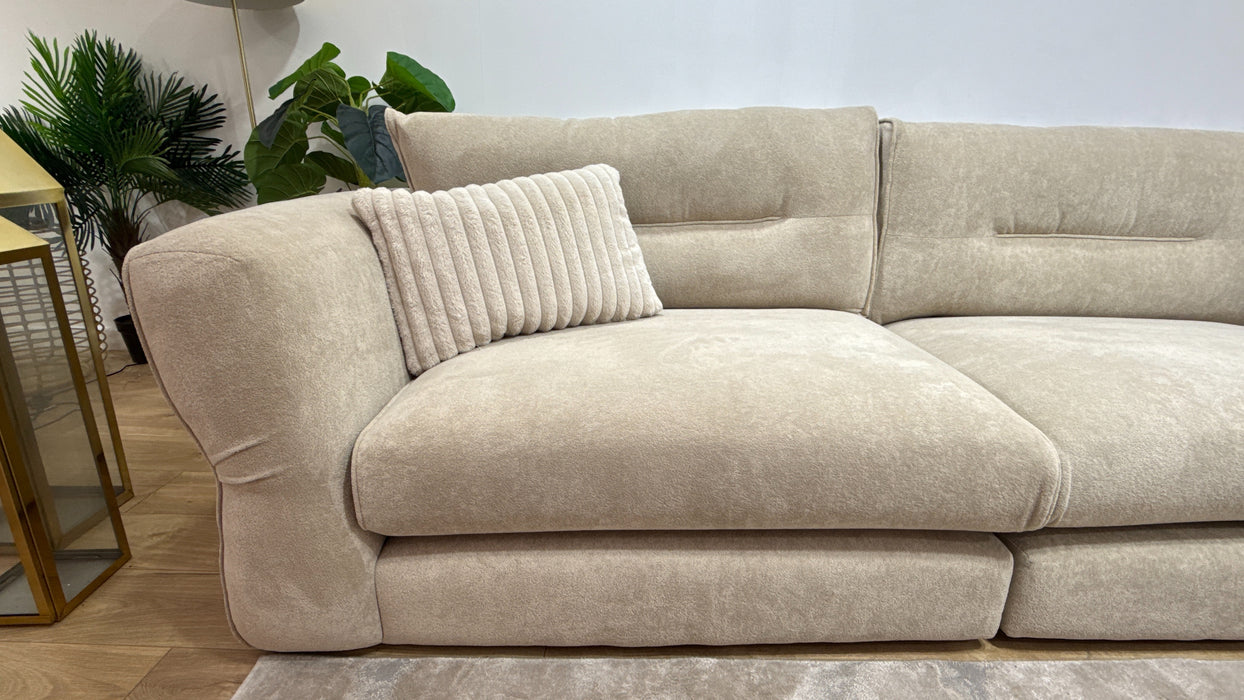 Sofology Reign Fabric 3 Corner 3 Gold Trim in Luxe Sherpa French Beige/Natural Mix