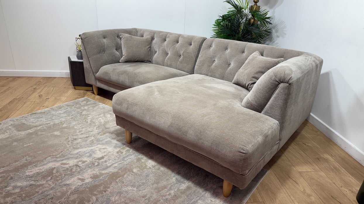 Sofology Bridgerton Fabric 4 Seater Chaise in Aston Wicker