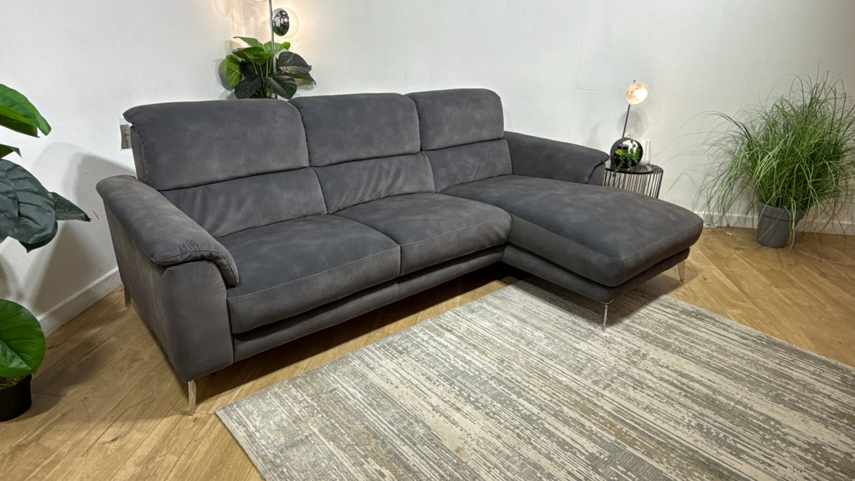 Sofology Illinois Fabric 3 Seater Chaise in Lifestyle Mottled Charcoal