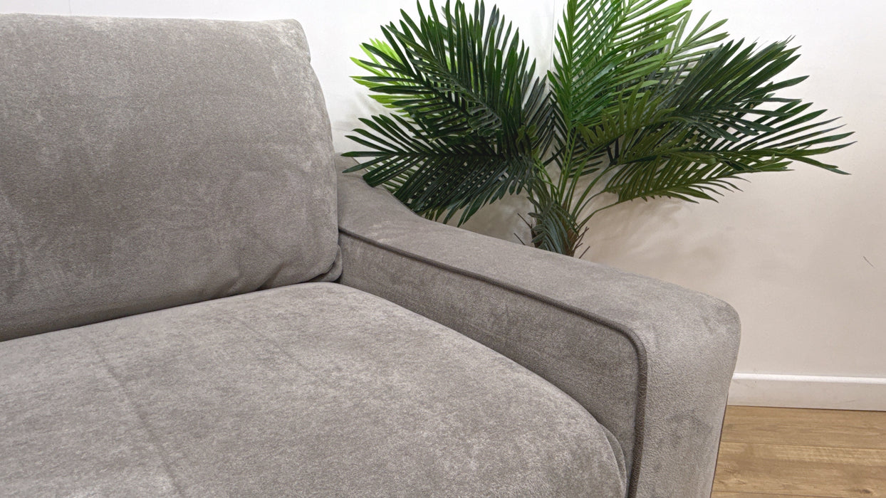 Sofology Wildwood Fabric 3 Seater in Soft Sherpa Silver Contrast Piping Mix