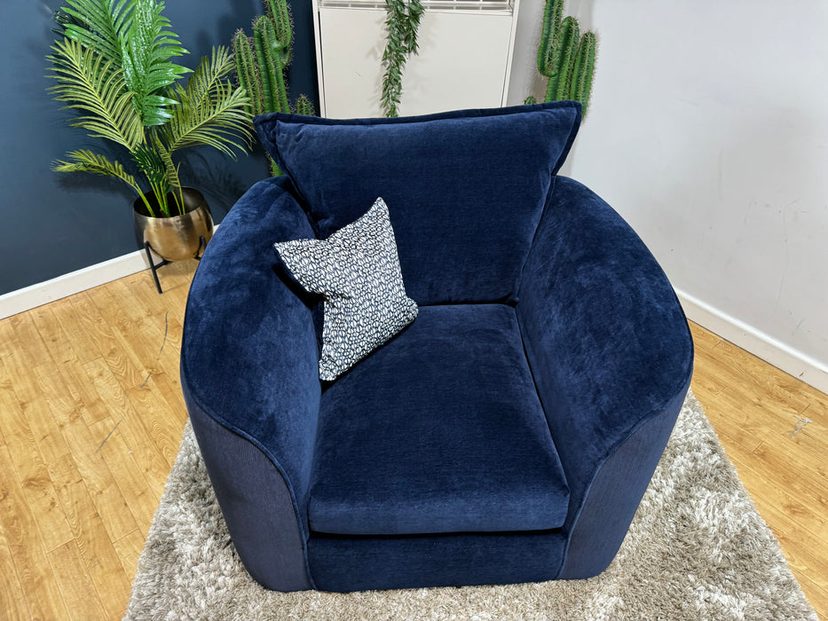 Como Fabric Chair - Villa Midnight  (WA2)