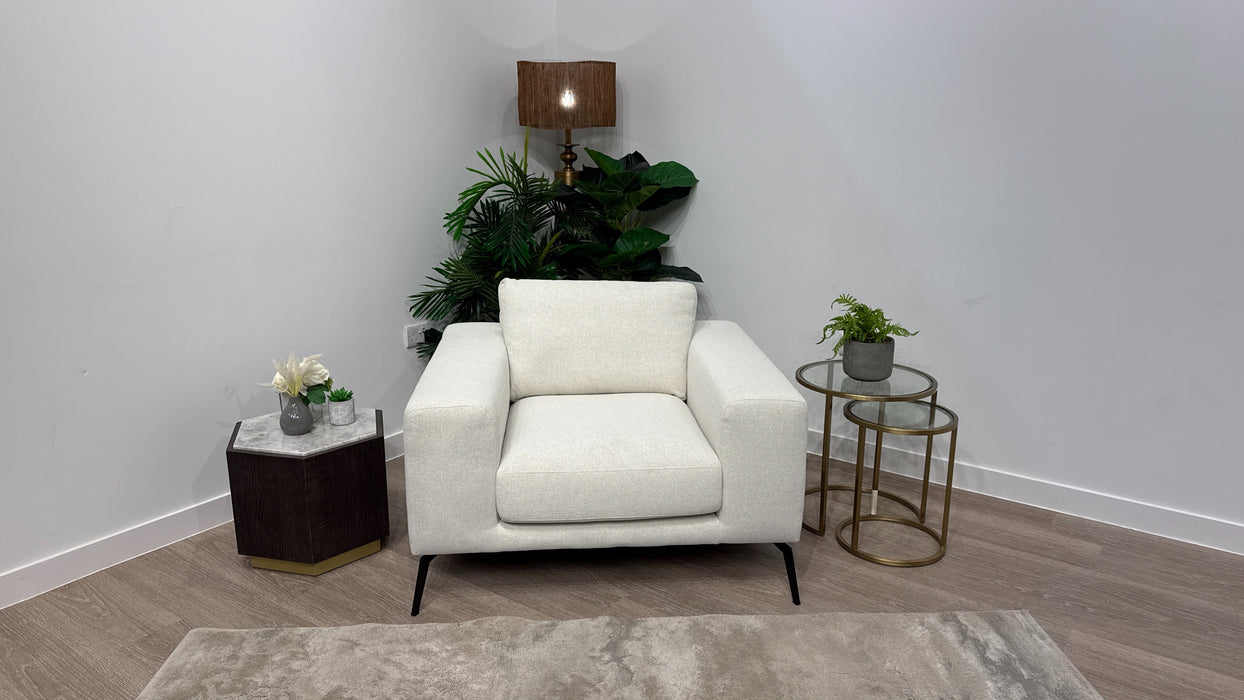 DFS Lexia Armchair Benita in Cream