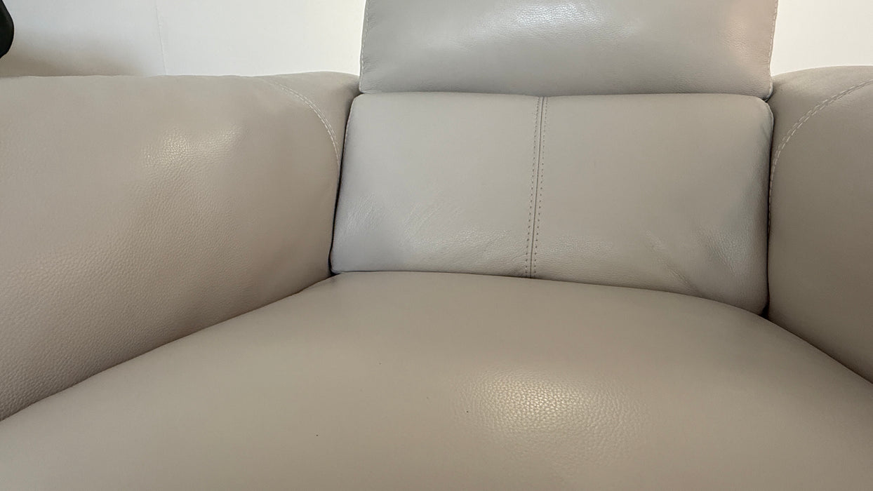 Vixon Chair - Leather Power Recliner plus Hdrst