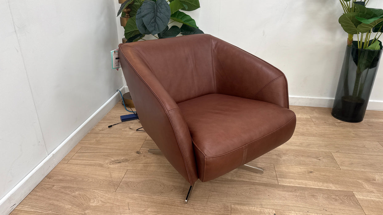 Sofology Adler Leather Swivel Chair in Relaxed Soft Brown