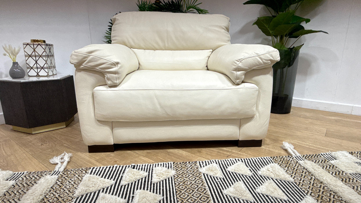 Sofology Santino Leather Chair in Hampshire Aspen White