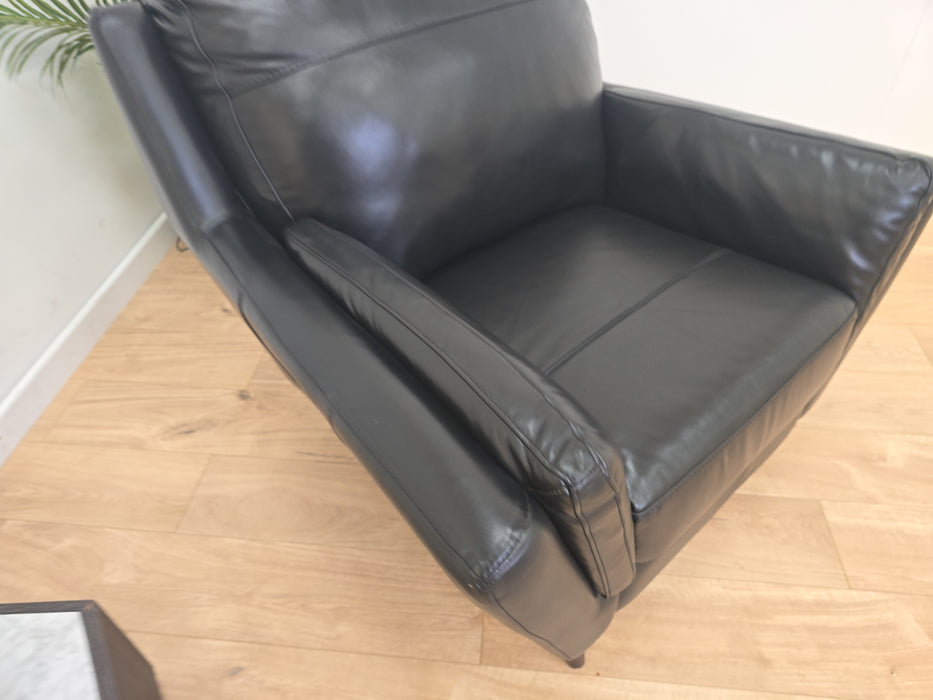 Fellini Chair - Leather- Hampshire Black