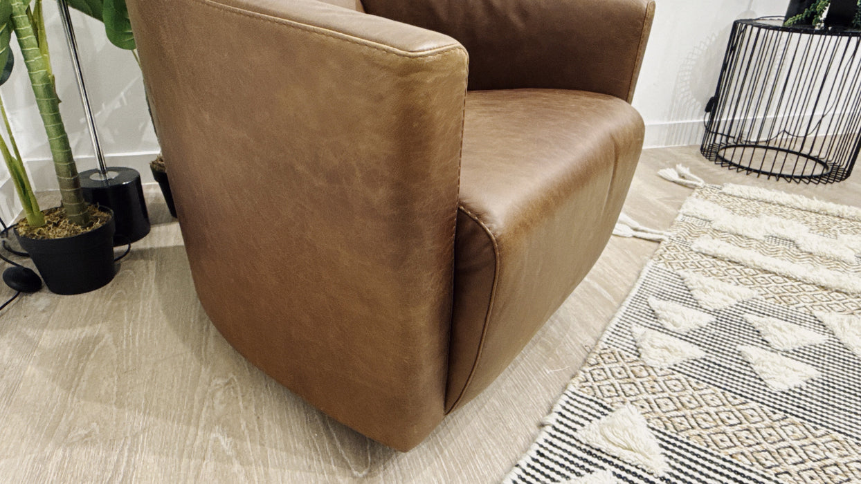 Sofology Lucano Chair in Las Vegas Dark Brown
