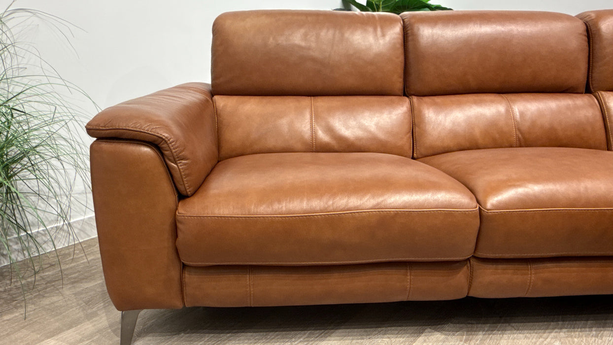 Sofology Illinois Leather 3 Seater Chaise Power Recliner/Headrest in Relaxed Soft Tan