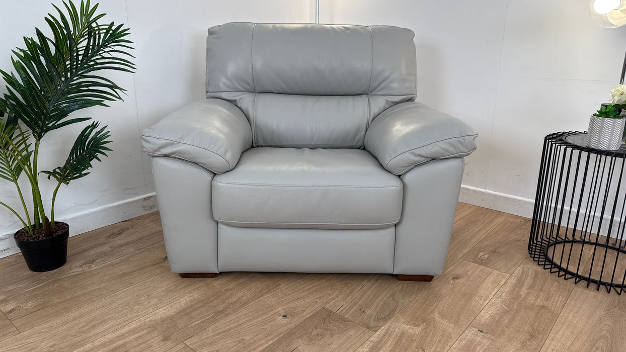 Europa Chair - Leather