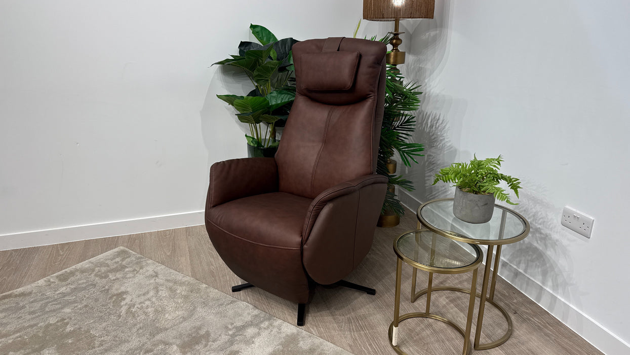 DFS Luxford Express Chair Power Rise & Recliner in Chestnut
