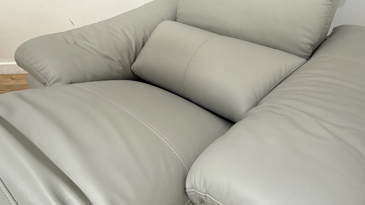 Sofology Elevate Chair Power Recliner/Headret in Light Grey