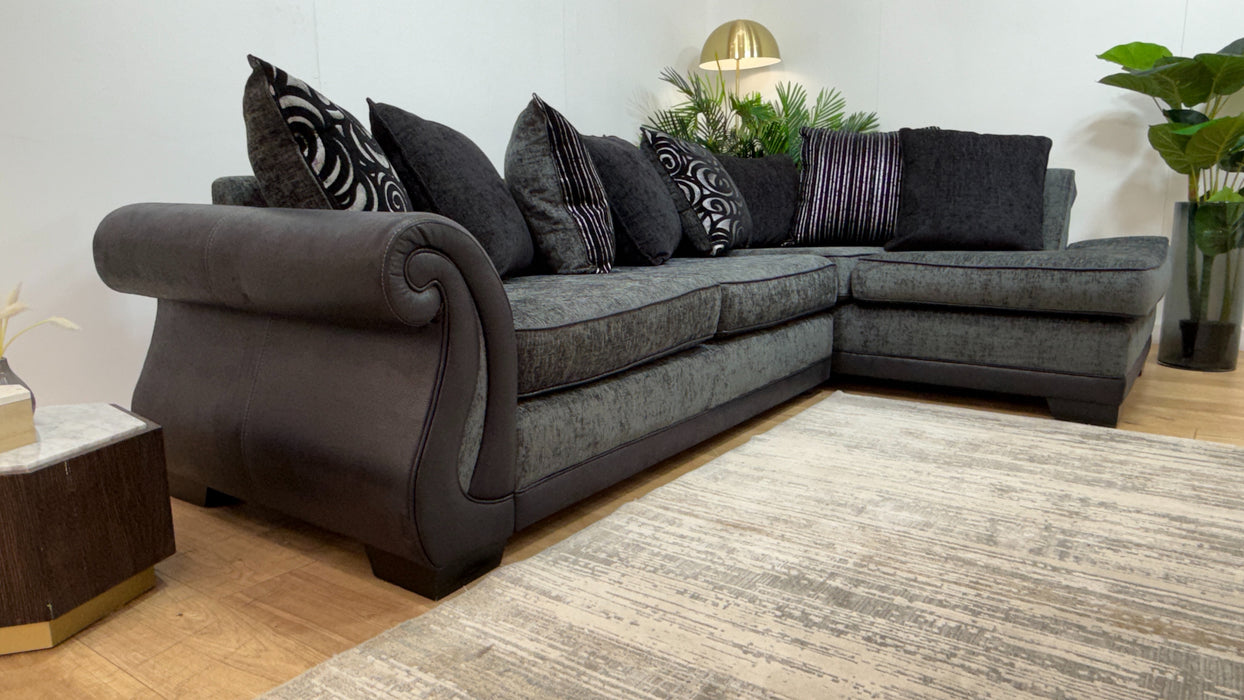 DFS Evisa In Charcoal & Black Combination