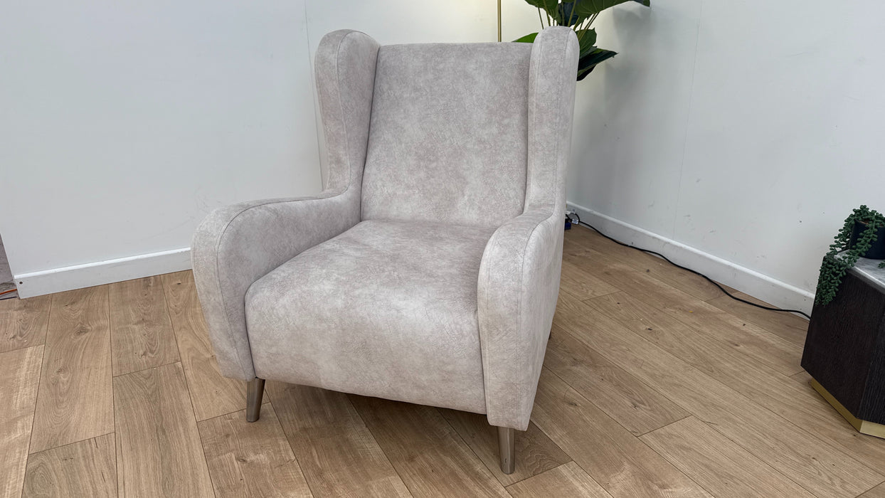 DFS Lavencia Chair in Cream