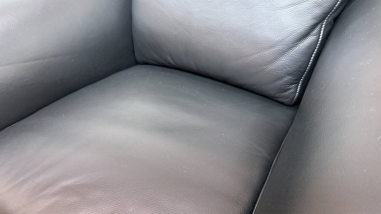 Sofology Plaza Leather Swivel Chair in Trusty Embossed Jet Black