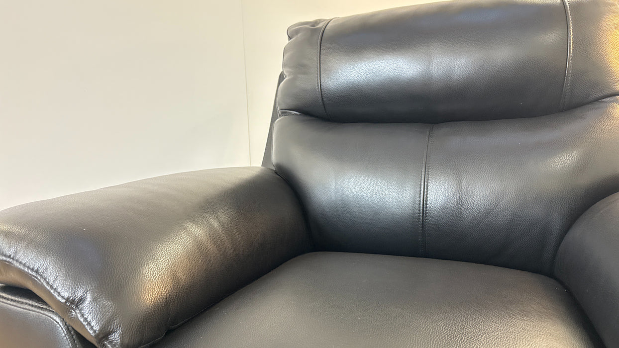 Lanford Power Recliner Chair - Scuffs to chair