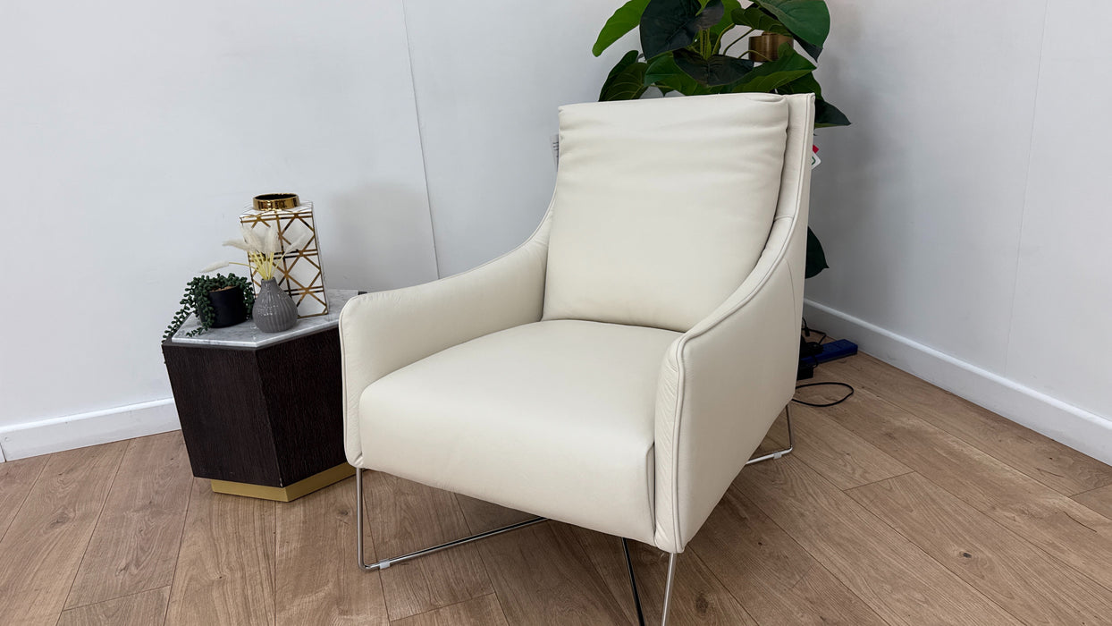DFS The Venezia Leather Accent Chair in Pasadena Cream