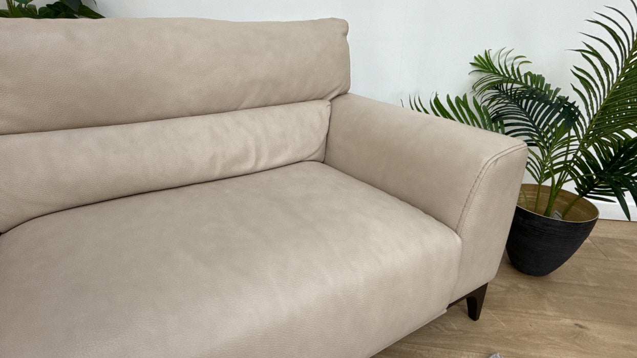 Sofology The Sassari 4 Seater Leather Sofa in Gemini Bone