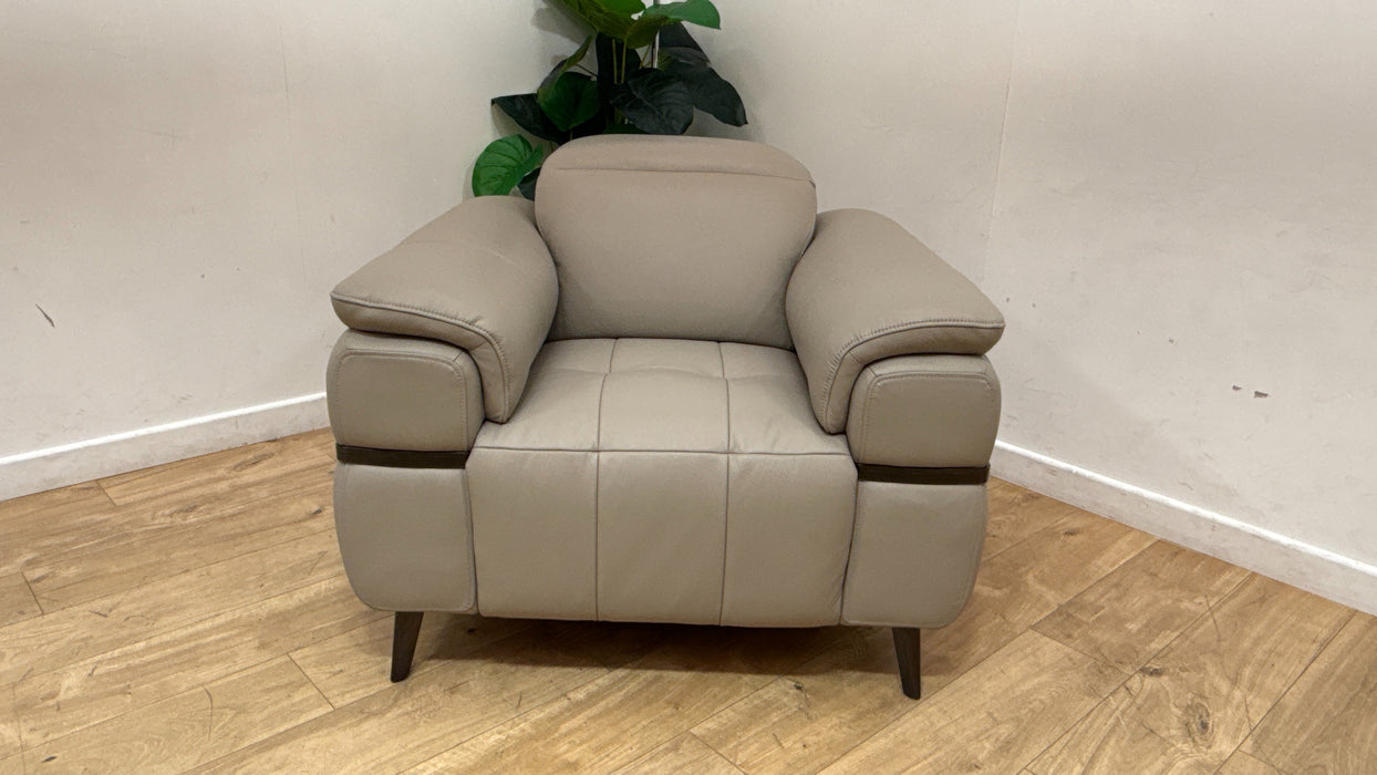 Sofology Milan Leather Chair Power Recliner/Headrests Lumbar Support in Trusty Embossed Light Grey