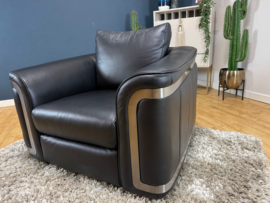 Plaza Swivel Chair Leather Jet Black (WA2)