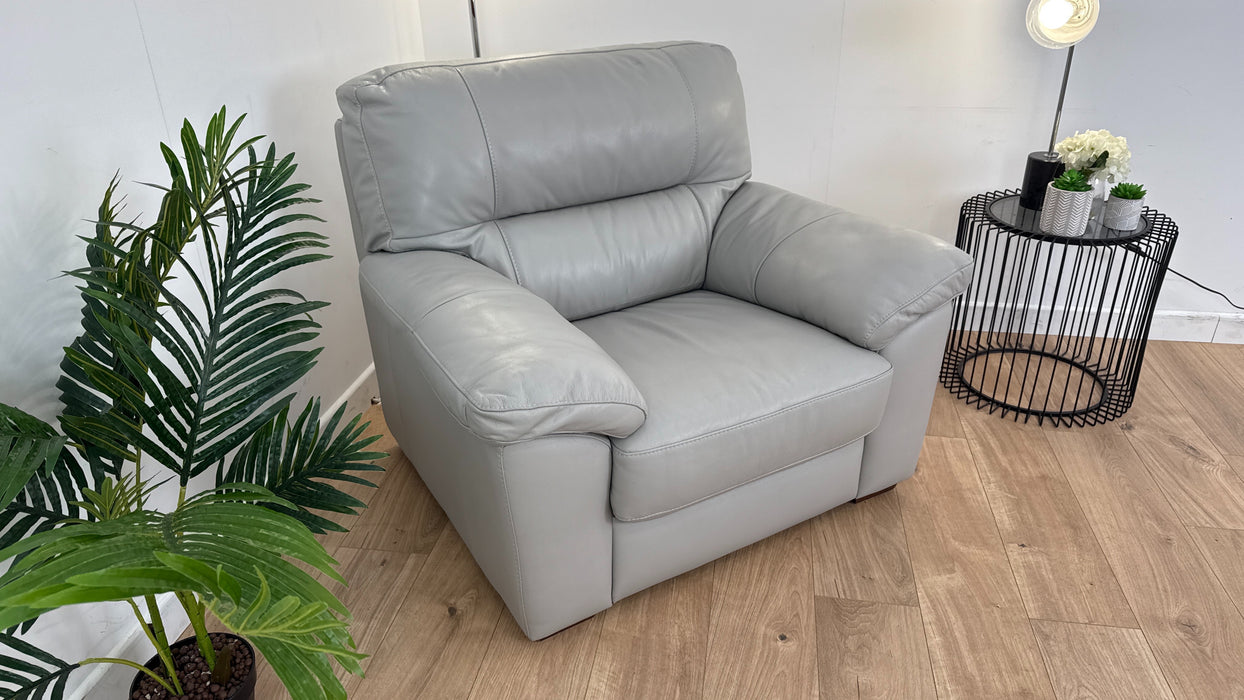 Europa Chair - Leather