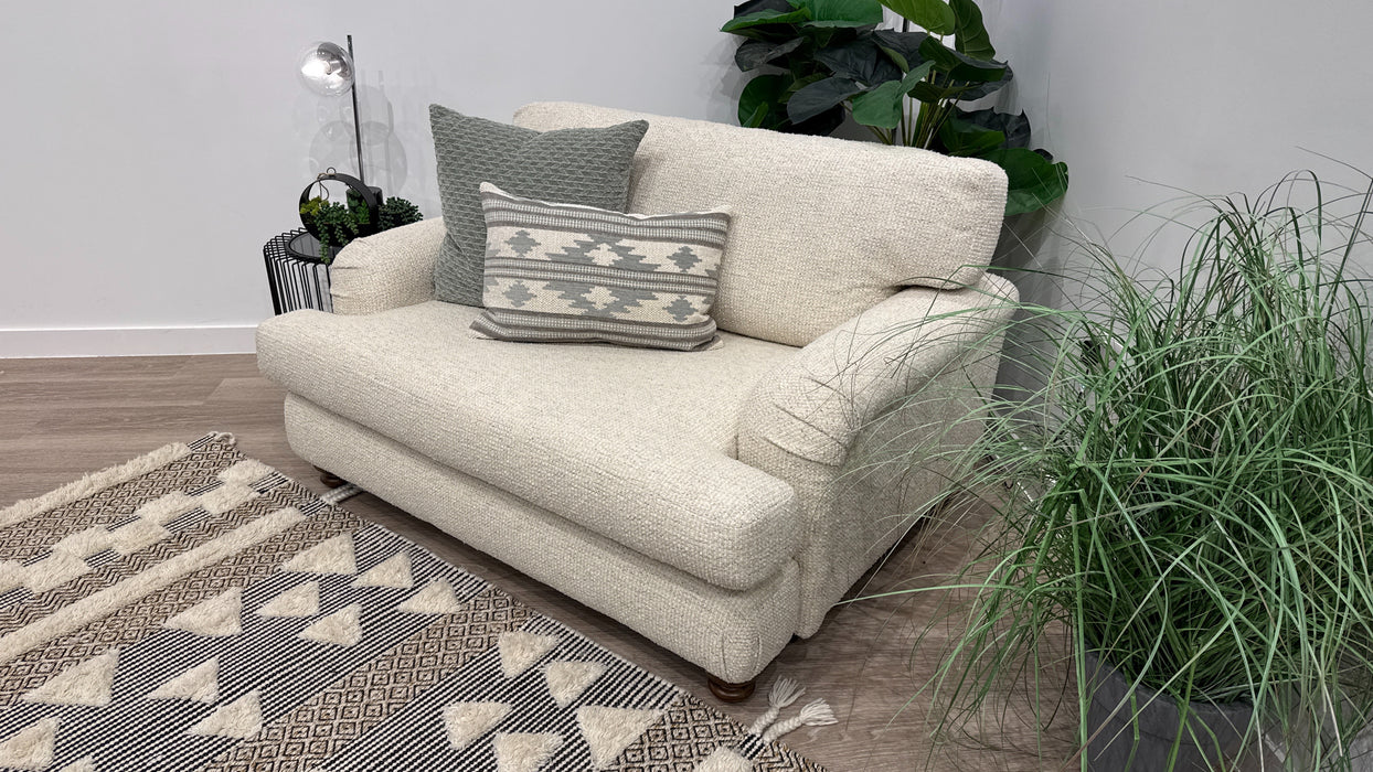 Sofology Hampton Loveseat in Jaruco Oyster Mix