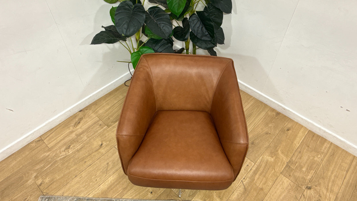 Sofology Adler Leather Swivel Chair in Relaxed Soft Tan