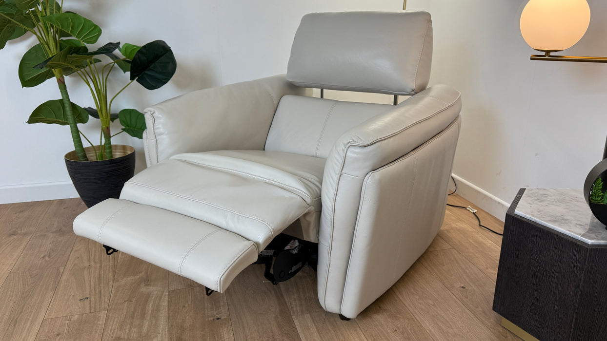 Vixon Chair - Leather Power Recliner plus Hdrst