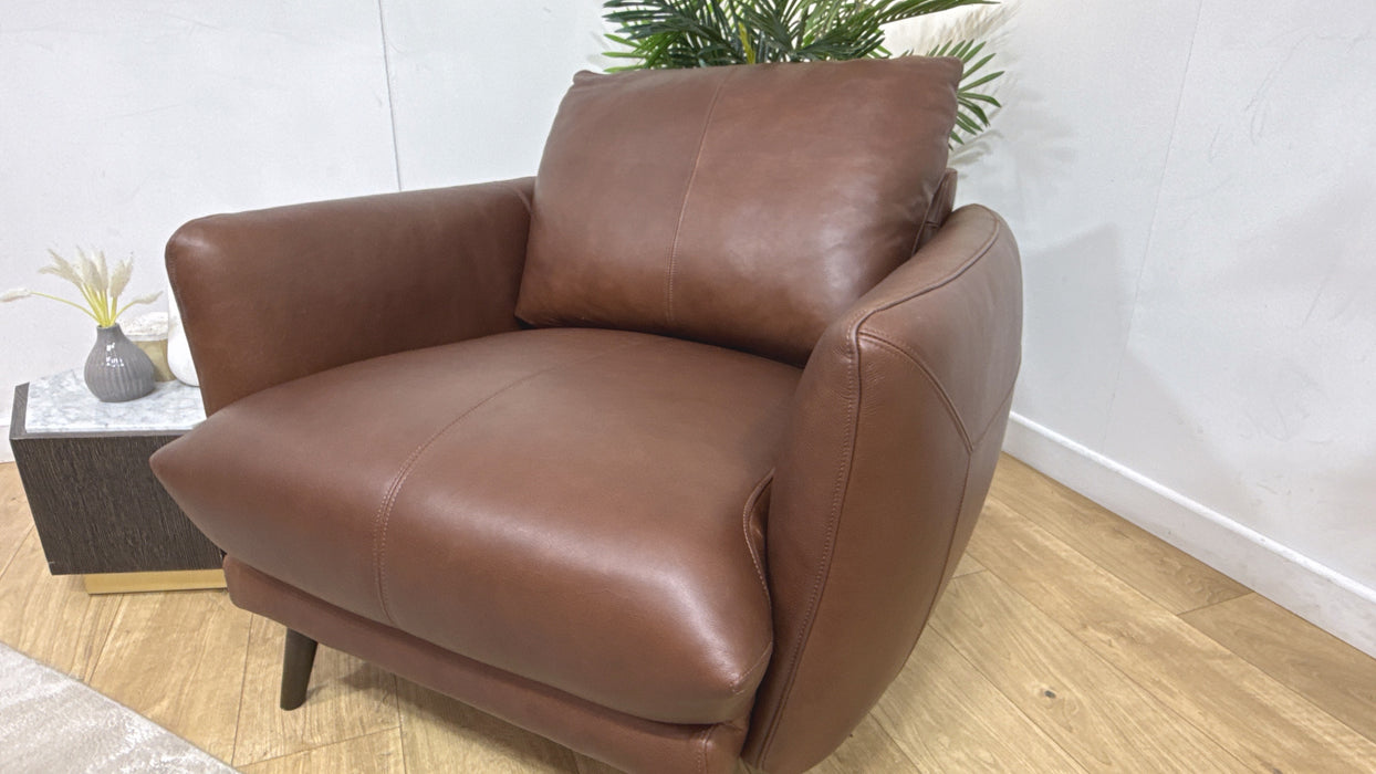 Sofology Adler Leather Chair in Relaxed Soft Brown