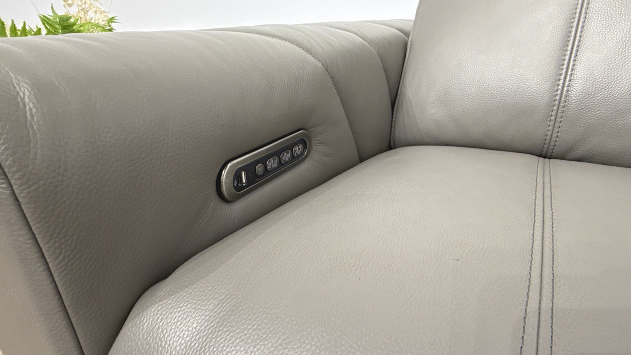 Sofology Allure Leather 2.5 Seater Screen Console Power Recliner/Headrest Heated Seats Lumbar Support Speakers in Trusty Embossed Elephant