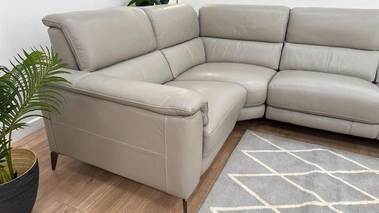 Illinois Corner Sofa Power Recliner, Power Hdrst - Trusty Sheen Leather - Cloud