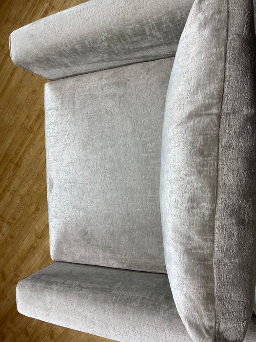 Majestica Love Seat Plain Silver Mix Fabric (WA2)