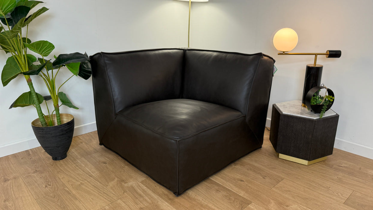 The Reflect - Leather corner Chair