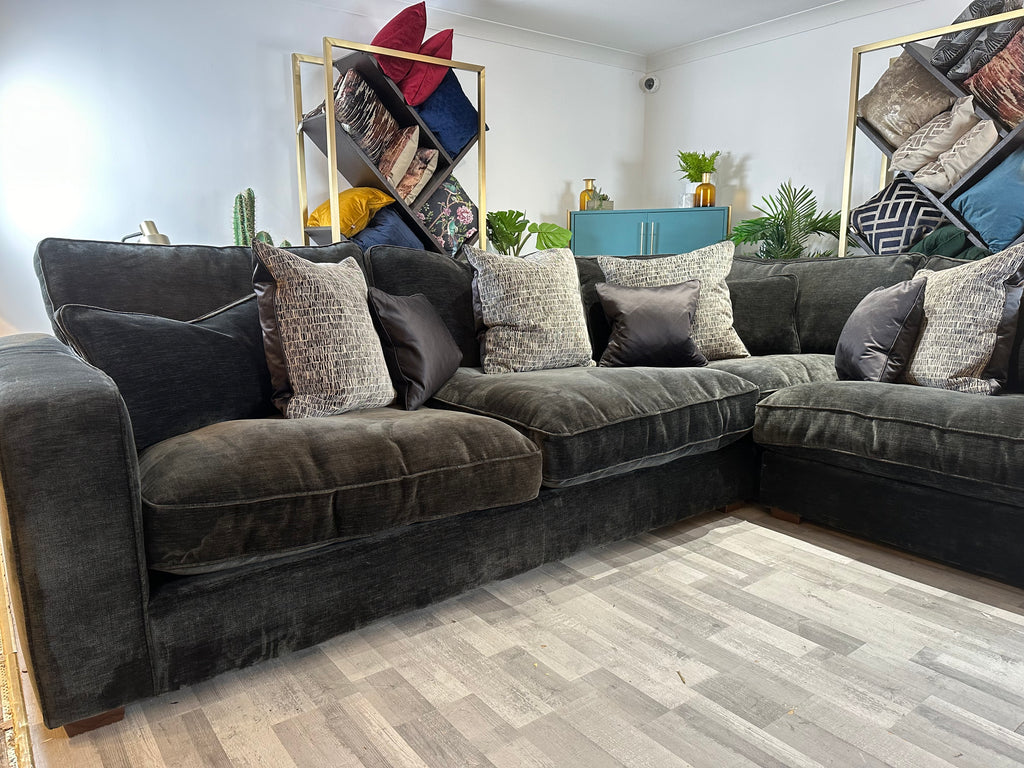 Corner Sofas — The Sofa Clearance Outlet