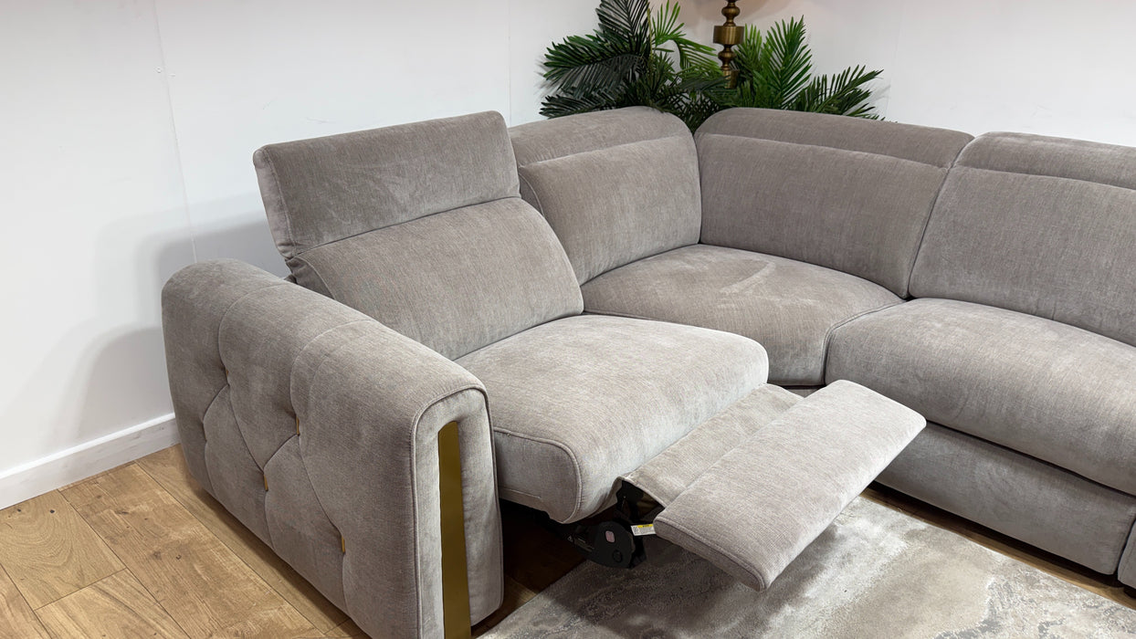 Sofology Kingsbridge Fabric 1.5 Corner 3 Power Recliner/Headrest in Relaxed Chenille Nutmeg
