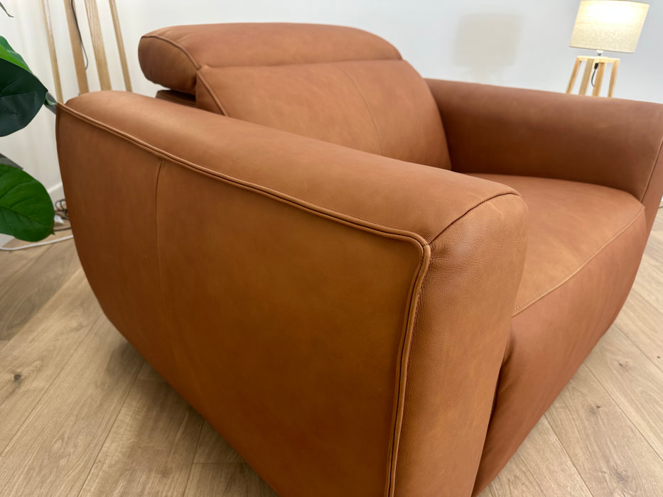 Bohemia 1.5 Seater - Leather Loveseat - Relaxed Matt Leather Tan