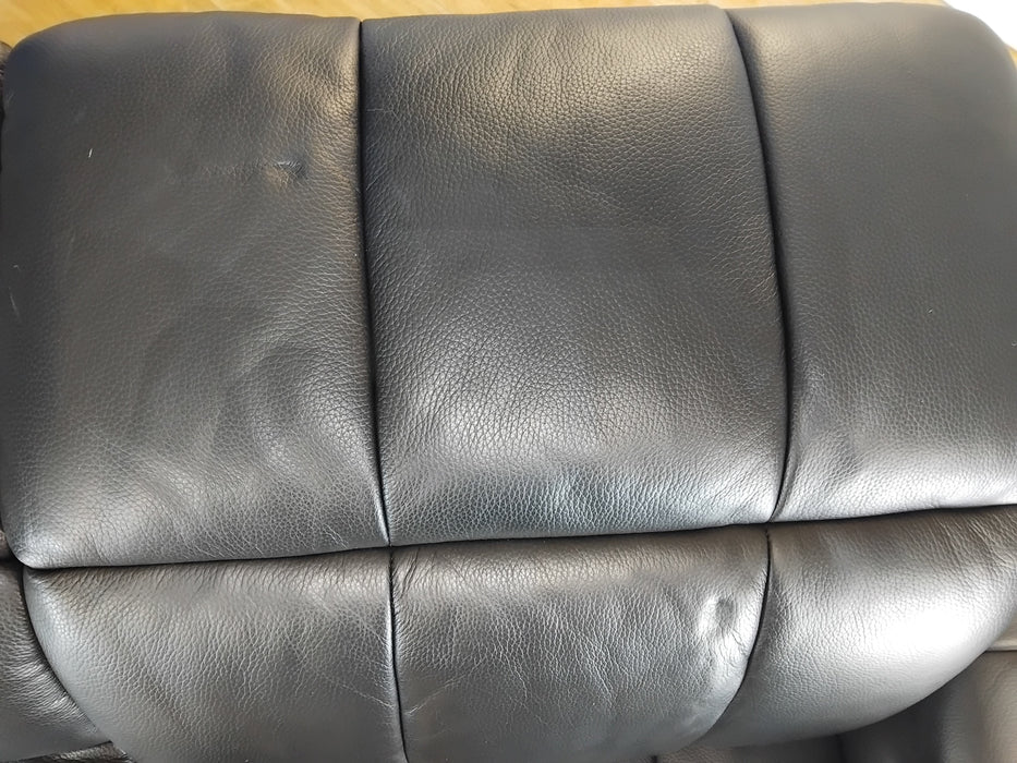 Sofology The Paramount Leather 2 Seater Console Power Recliner/Headrest Heated Seat Speakers in Trusty Embossed Jet Black