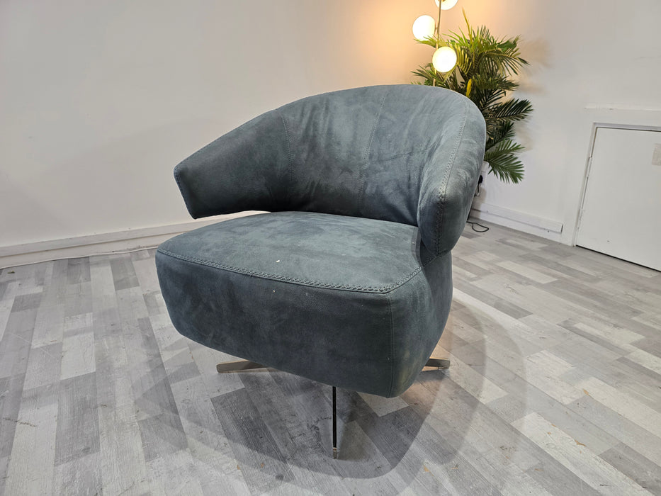 The Adler Swivel Chair - Fabric - Green