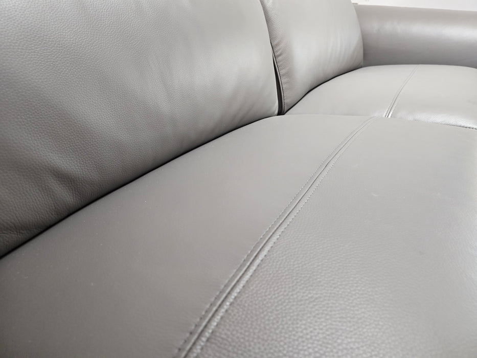 Plaza 2.5 Seater - Trusty Embossed Leather Elephant