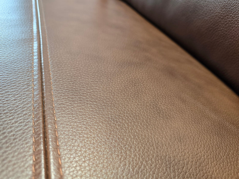 Kingsbridge 2.5 - Trusty Embossed Leather Chestnut